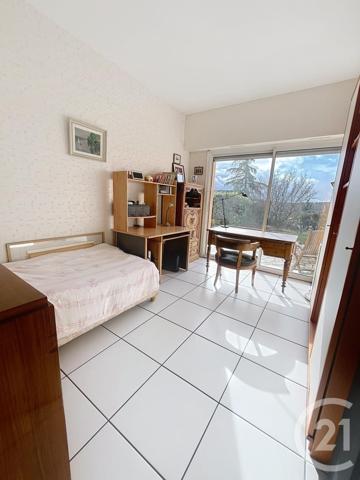 Maison à vendre  6 pièces - 132,10 m2 CHATEL GUYON - 63