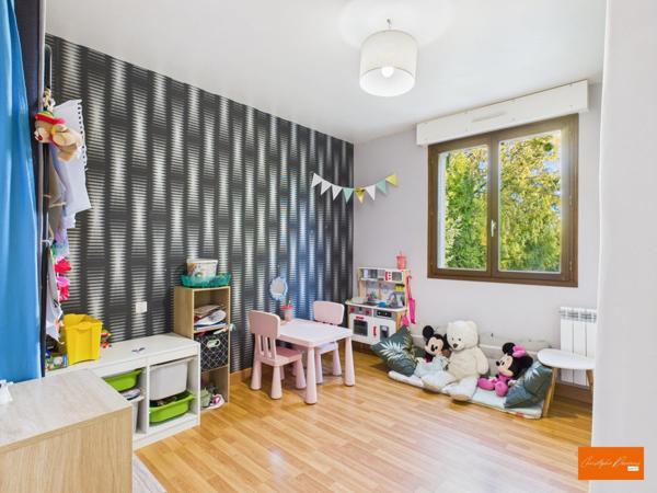 Pavillon 4 chambres à Ambrières-les-Vallées (53300)