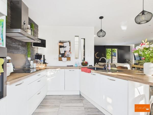 Pavillon 4 chambres à Ambrières-les-Vallées (53300)