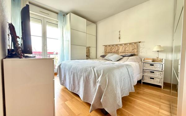 Appartement à vendre    4 pièces • 72,02 m2 Villiers-sur-Marne