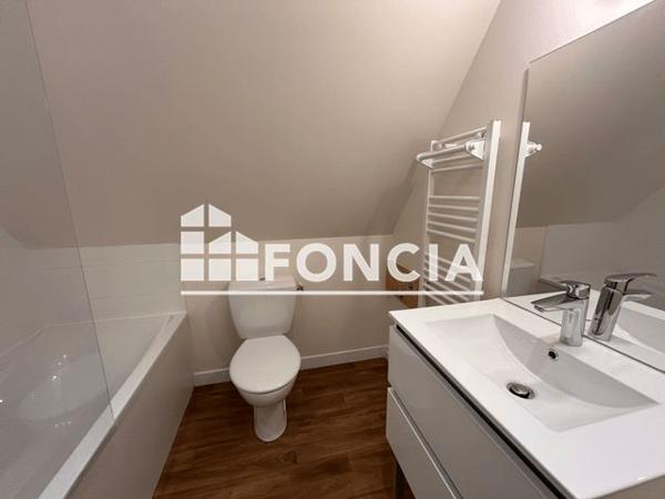 Location Maison 5 pièces 137.8 m² - Mezidon Vallee D'auge 14270