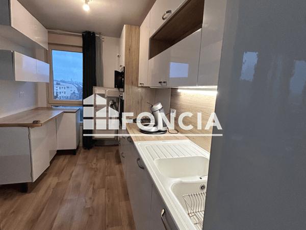 Location Appartement meublé 4 pièces 78.05 m² - 3 RUE BUGNOT-RUE MERIDIENNE Sotteville Les Rouen 76300
