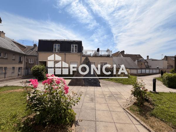 Location Studio 32.54 m² - 7 RUE ML LATTRE DE TASSIGNY Chartres 28000