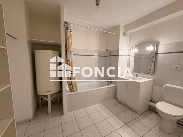 Location Studio 32.54 m² - 7 RUE ML LATTRE DE TASSIGNY Chartres 28000