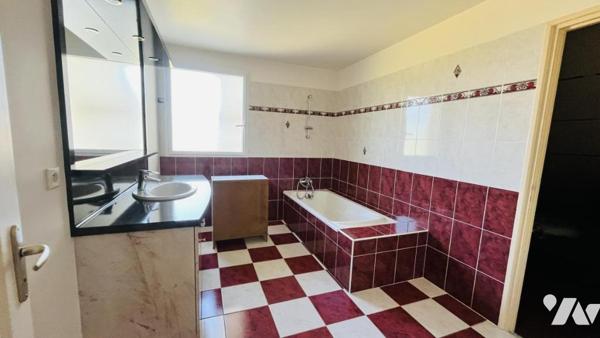 CAMORS, centre Plain pied en excellent état  - REF 22N