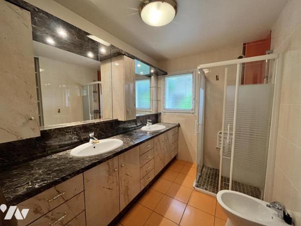 CAMORS, centre Plain pied en excellent état  - REF 22N