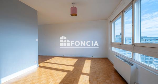 À vendre Appartement 3 pièces 64 m² - Pierre-bénite 69310