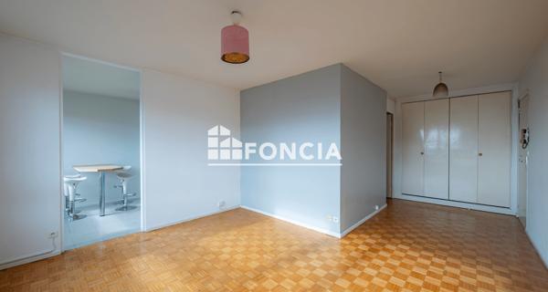 À vendre Appartement 3 pièces 64 m² - Pierre-bénite 69310