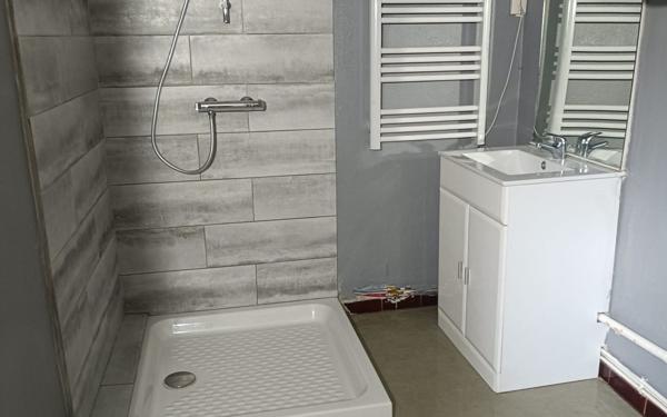 Appartement à louer    1 pièce •  Beaumont-de-Lomagne