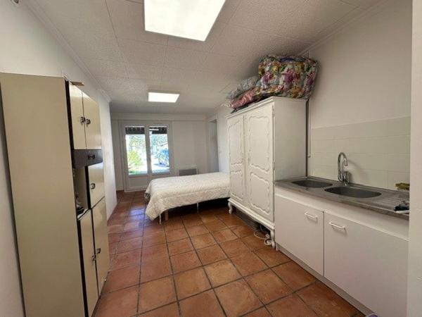 Maison rénovée de plain pied proche commodités