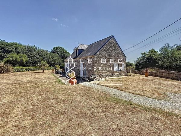 PLOUHINEC : Le charme de la pierre