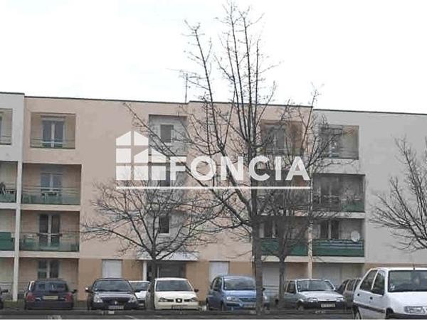 Location Studio 22.7 m² - 1 RUE CHANTEMERLE Poitiers 86000