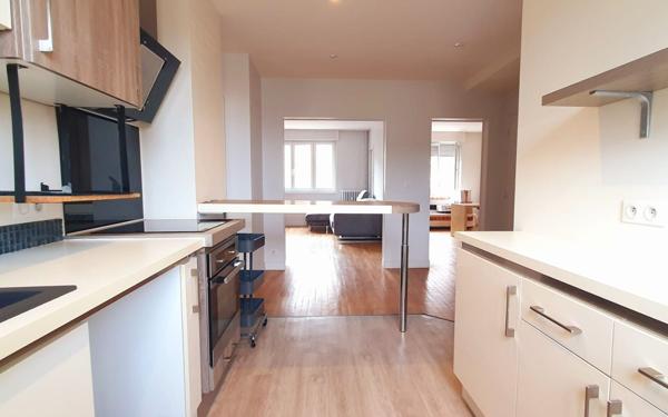 Appartement à vendre    3 pièces • 74,22 m2 Poitiers