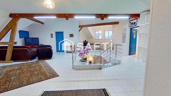 Magnifique maison d'architecte, terrain 16 ares, 6 chambres, 4 salles d'eau, bureaux, sous-sol de 413 m2 dont garage de 312 m2 + garage 2 voitures au RDC