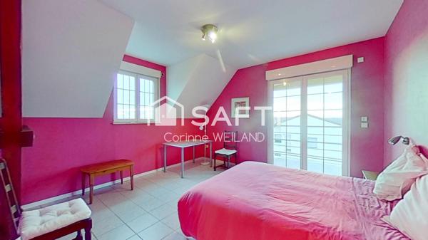 Magnifique maison d'architecte, terrain 16 ares, 6 chambres, 4 salles d'eau, bureaux, sous-sol de 413 m2 dont garage de 312 m2 + garage 2 voitures au RDC