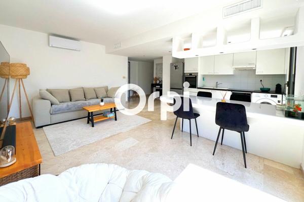 Appartement à vendre    3 pièces • 64,81 m2 Mandelieu-la-Napoule