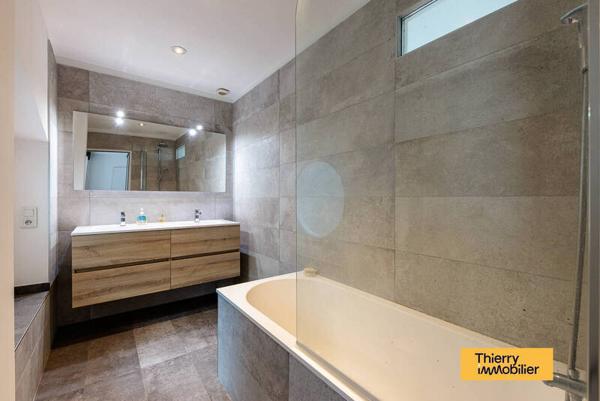 Maison 6 pièces - 44000 Nantes -  Centre ville