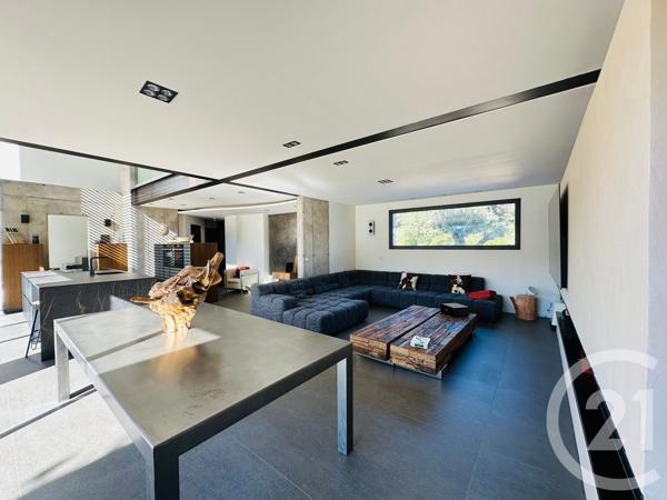 Maison à vendre  6 pièces - 224,36 m2 MARSEILLE - 13011