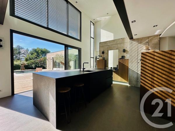 Maison à vendre  6 pièces - 224,36 m2 MARSEILLE - 13011