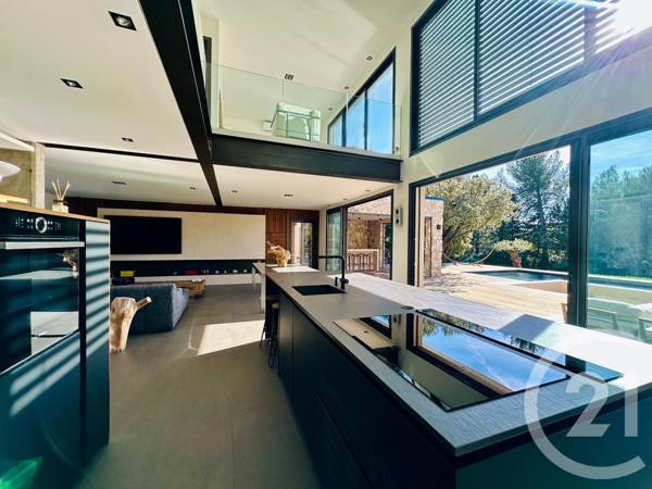 Maison à vendre  6 pièces - 224,36 m2 MARSEILLE - 13011