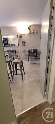 à vendre  60,22 m2 AVIGNON - 84