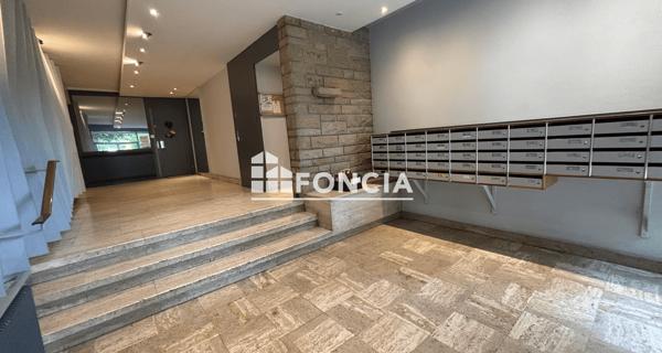 Location Studio meublé 12.8 m² - ÉCully 69130