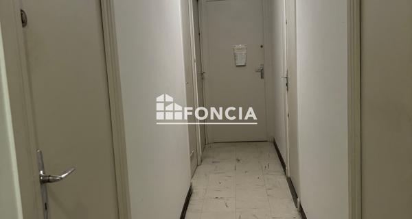 Location Studio meublé 12.8 m² - ÉCully 69130