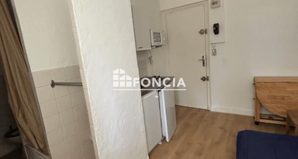 Location Studio meublé 12.8 m² - ÉCully 69130