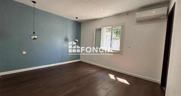 À vendre Maison 6 pièces 207 m² - Solliès-toucas 83210