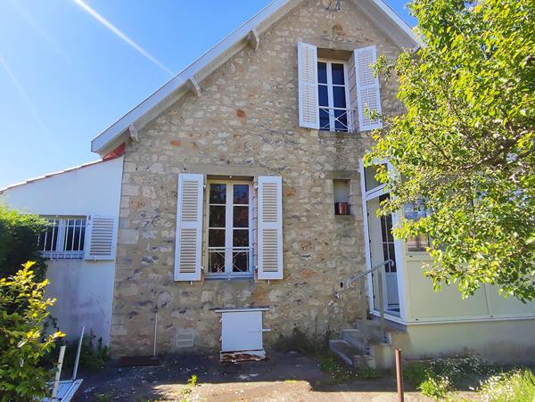 A VENDRE - CHATELAILLON-PLAGE - TRIANGLE D'OR - Maison Familiale - Garage - Jardin