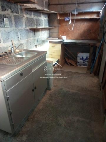 Idéalement situé, en plein coeur de DESCARTES