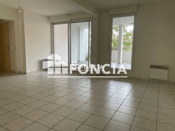 Location Appartement 3 pièces 72.19 m² - 18 RUE HENRI BARBUSSE La Seyne Sur Mer 83500