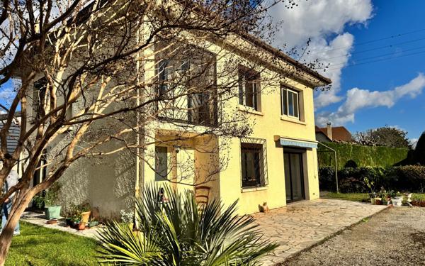 Maison à vendre    5 pièces • 115 m2 Lons