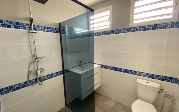 Maison à louer    4 pièces •  Sainte-Anne