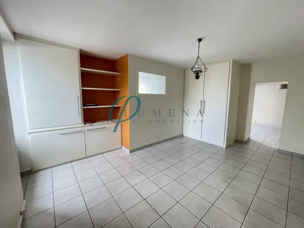 Immeuble 122 m² - 2 appartements