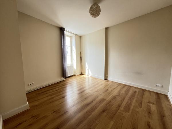 Appartement à louer |  Mehun-sur-Yèvre |  3 pièces | 72 m²