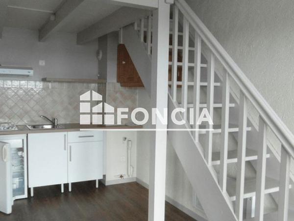 Location Appartement 2 pièces 36.72 m² - 13-15 RUE DES FRENES La Rochelle 17000