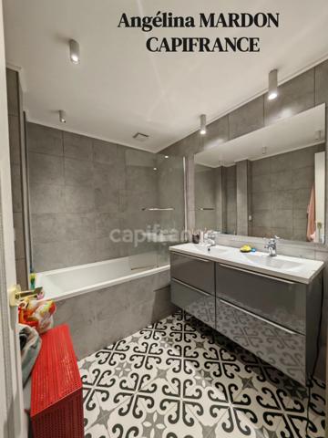 Appartement à vendre T5 + 2 balcons + parking à SAINTE ADRESSE (76)