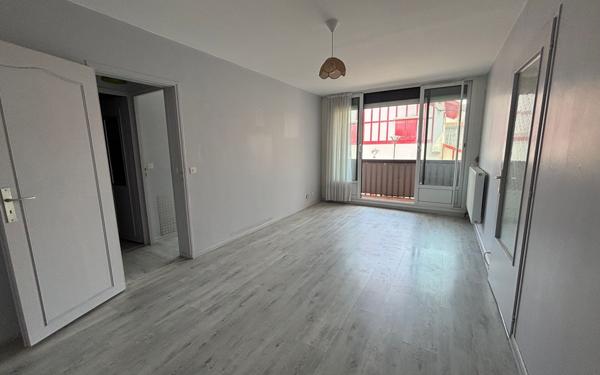 Appartement à vendre    2 pièces • 45,17 m2 Saint-Jean-de-Luz