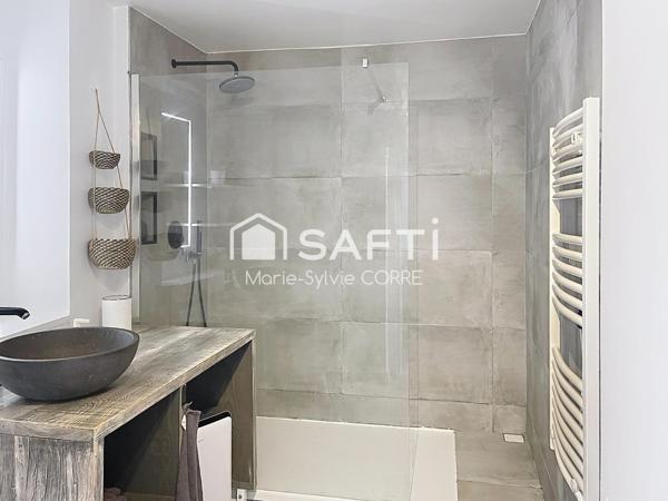 CENTREde Rueil, au calme, refait à neuf