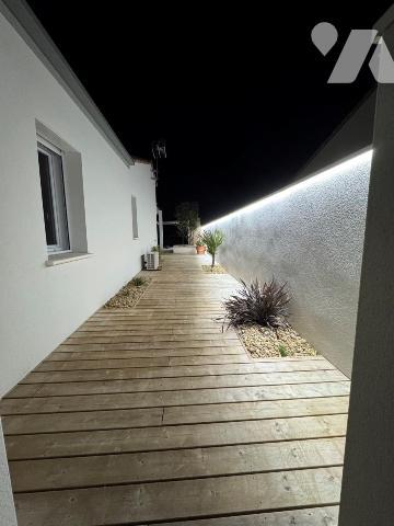 CHAURAY, pavillon de plain-pied de 114 m² 