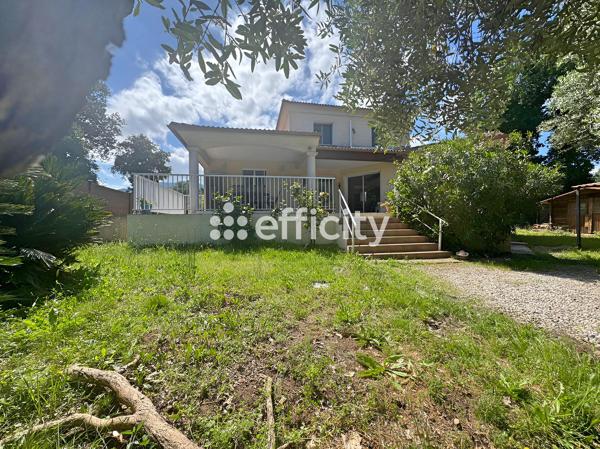 Maison
         6 pièces
        - 160 m² 398 000 € *