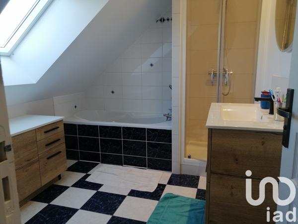 Maison à vendre 9 pièces 143 m² La Bazoge-Montpinçon