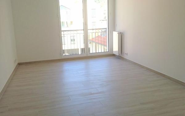 Appartement à louer    1 pièce • 34,17 m2 Villiers-sur-Marne