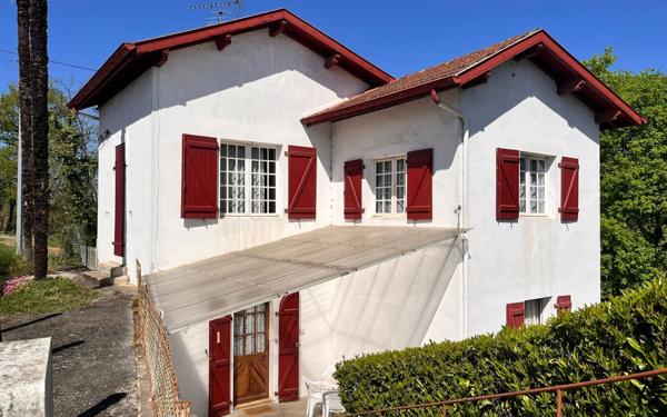 Maison à vendre    5 pièces •  Peyrehorade