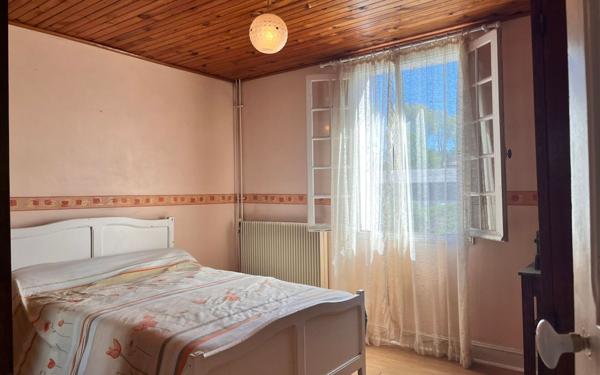 Maison à vendre    5 pièces •  Peyrehorade