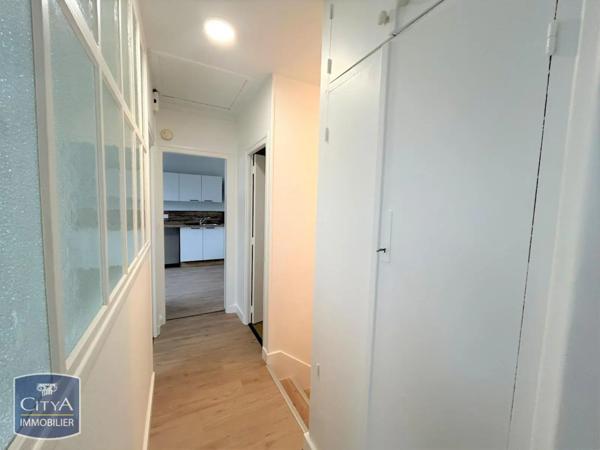 Appartement à louer 4 pièces 90m²