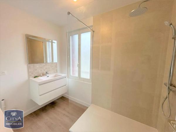 Appartement à louer 4 pièces 90m²