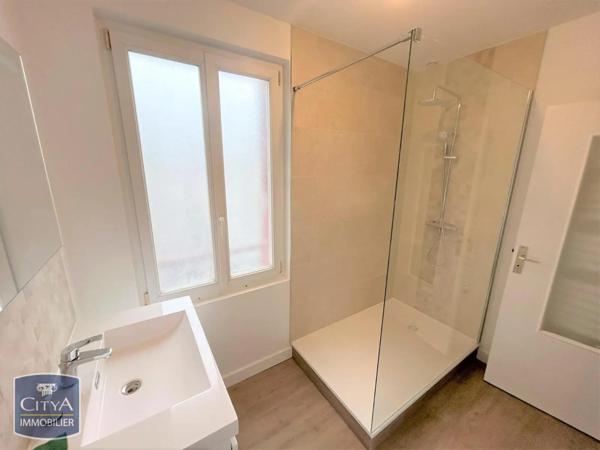 Appartement à louer 4 pièces 90m²