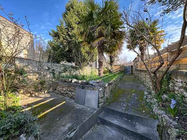 Maison 4 pièce(s) 100m2